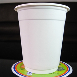 一次性玉米澱（diàn）粉餐具